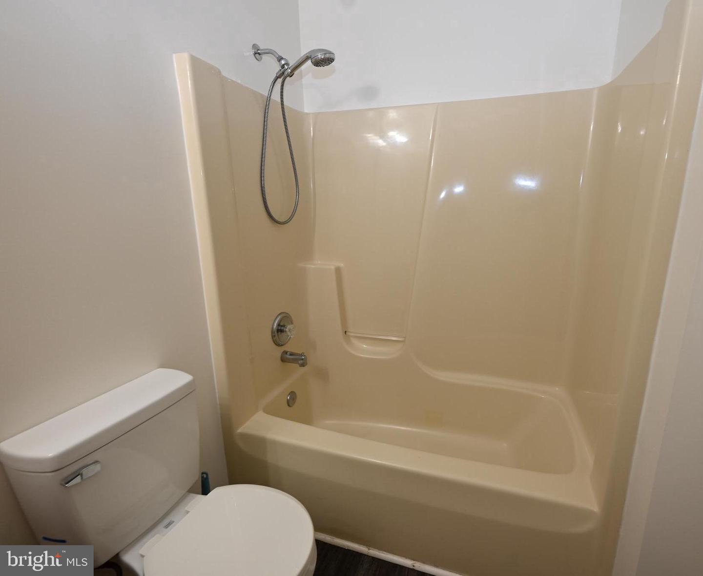 1023 Rimrock Rd Property Photo 12