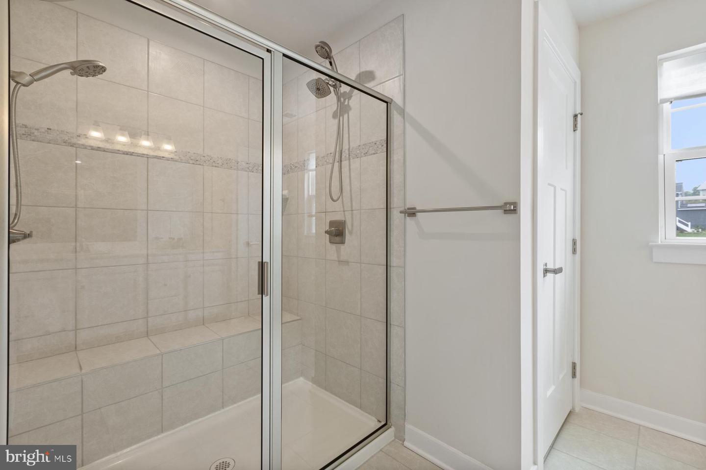 8378 Legacy Cir Property Photo 21
