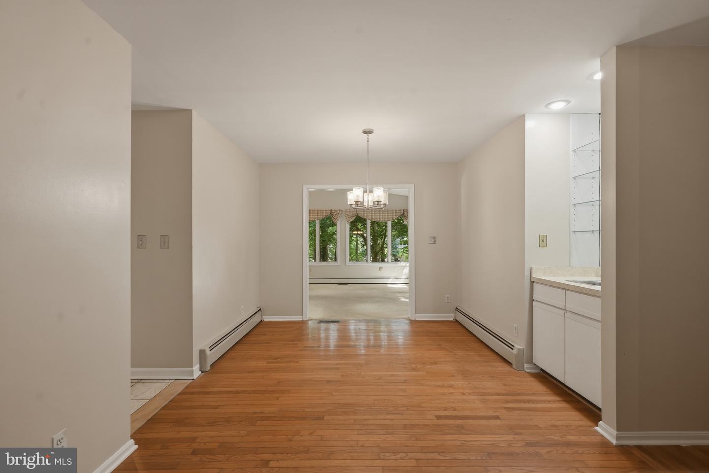 262 Elkins Ln Property Photo 13