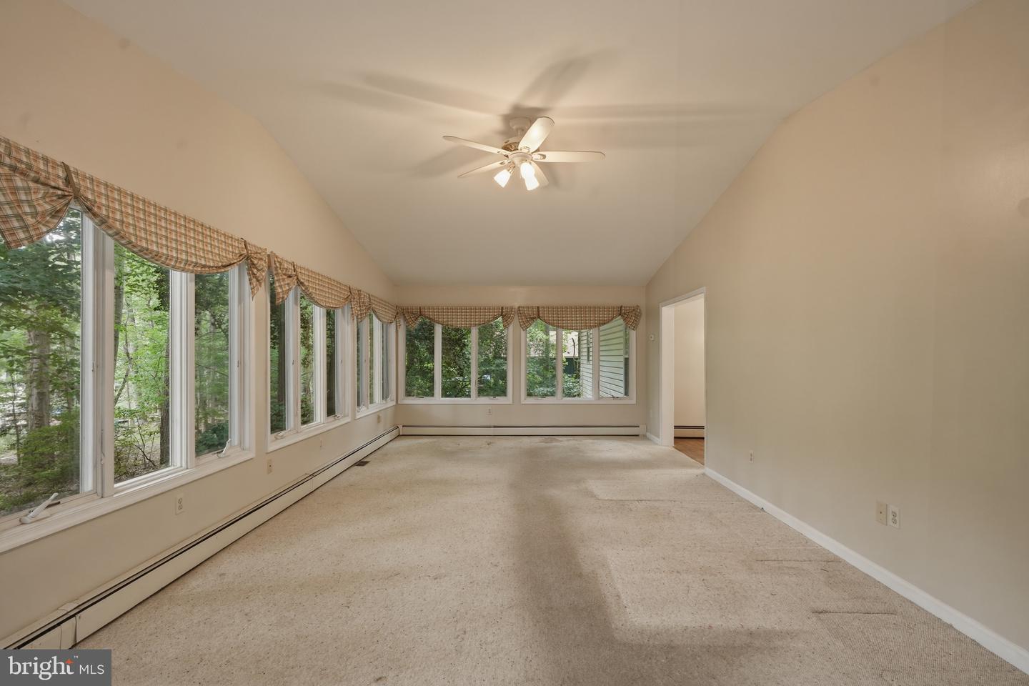 262 Elkins Ln Property Photo 23