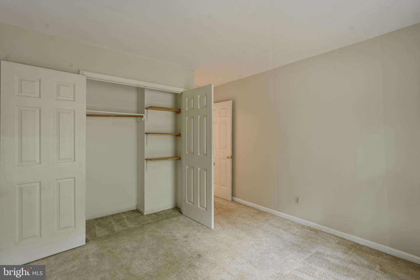 262 Elkins Ln Property Photo 31
