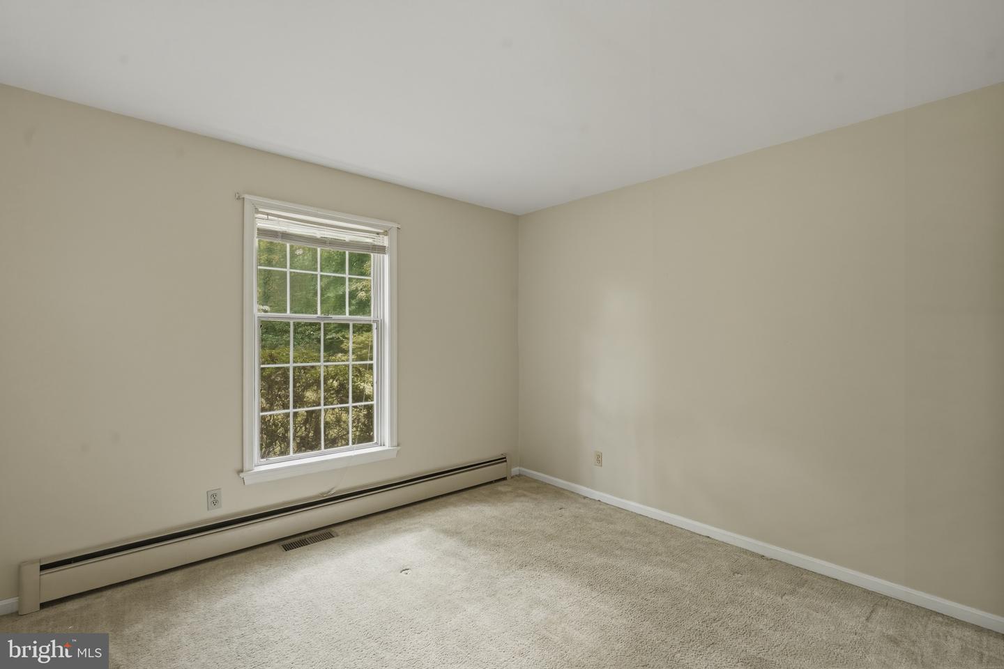 262 Elkins Ln Property Photo 32