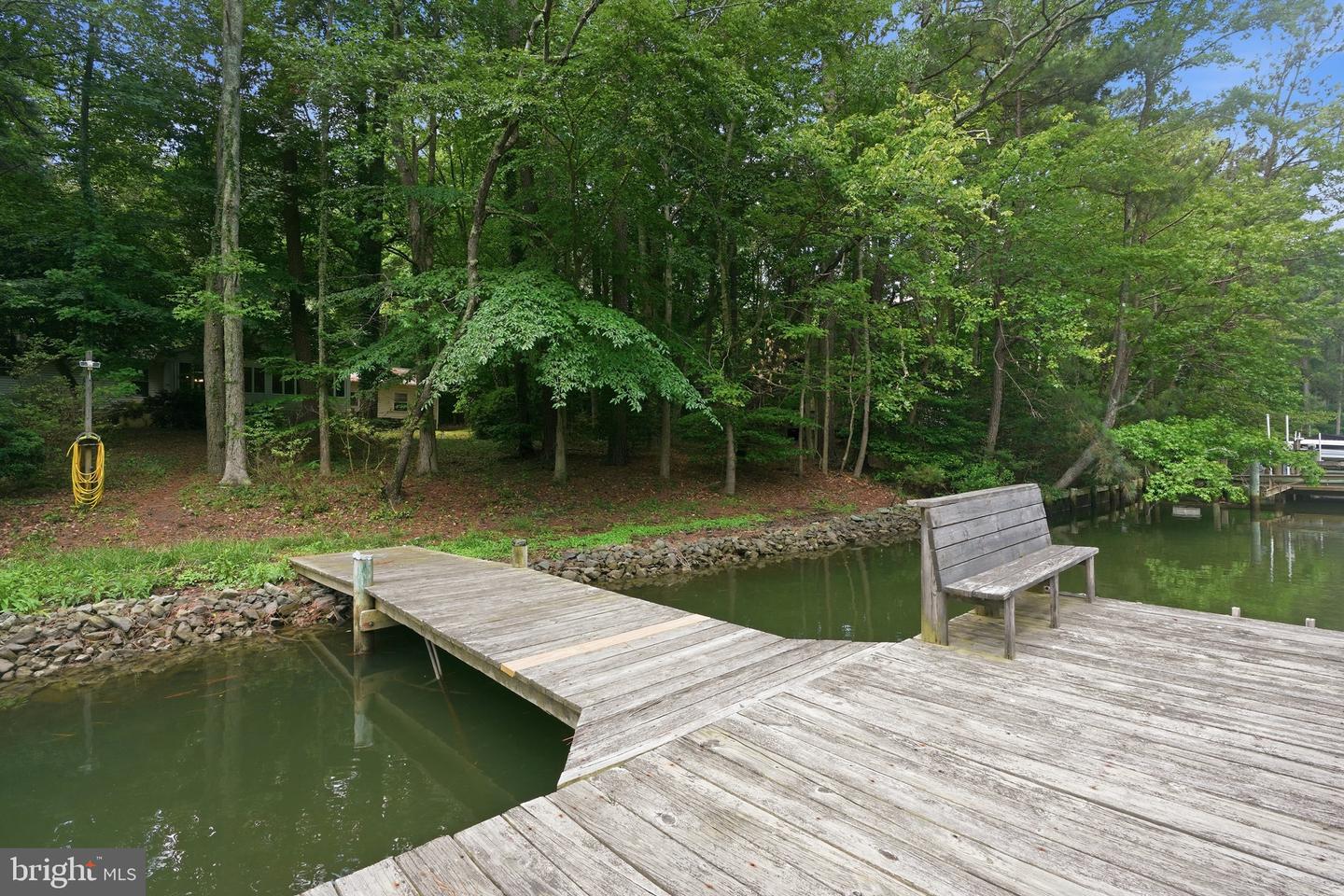 262 Elkins Ln Property Photo 40