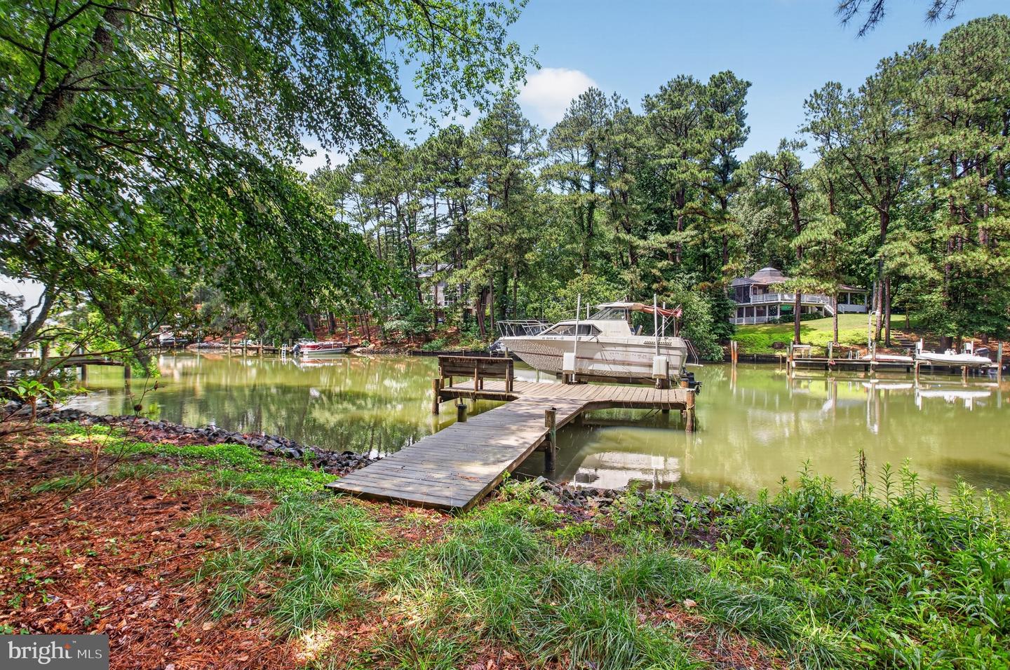 262 Elkins Ln Property Photo 46