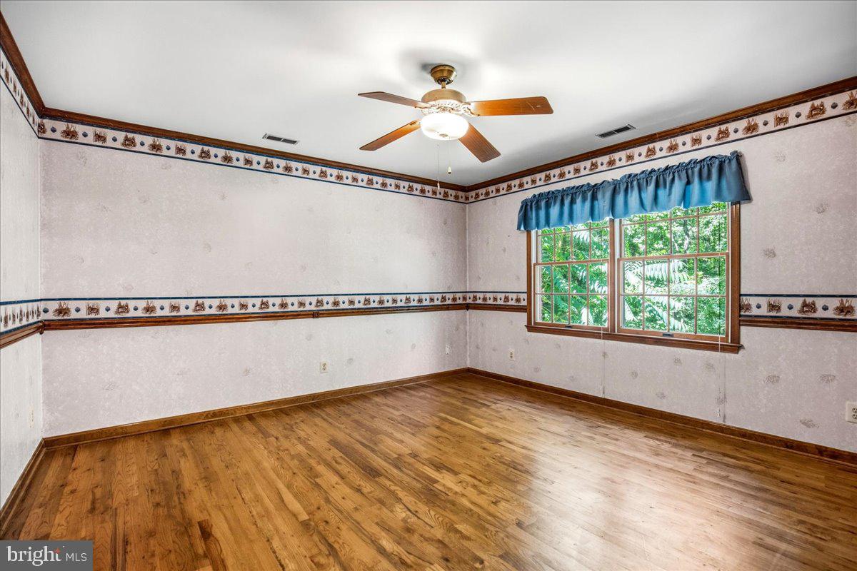 1151 Thompson Ct Property Photo 46