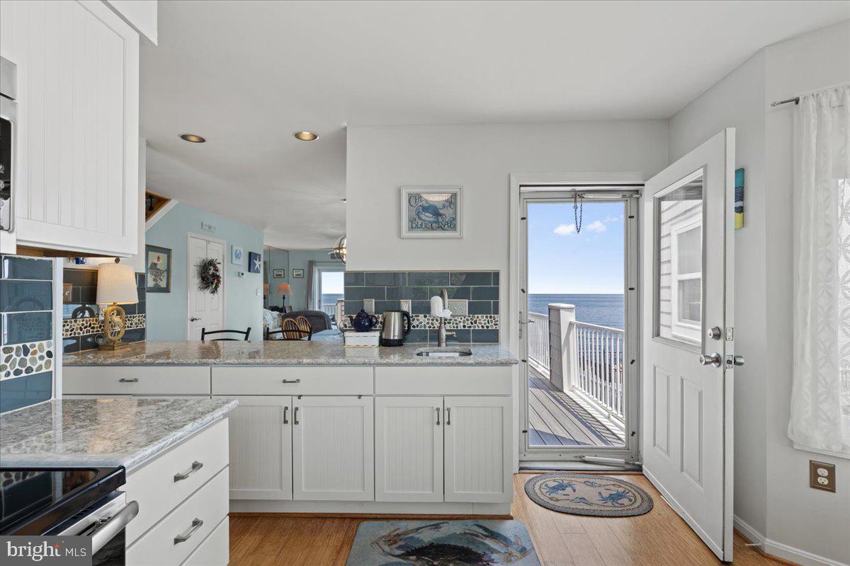 8337 Bay Crest Ct Property Photo 15