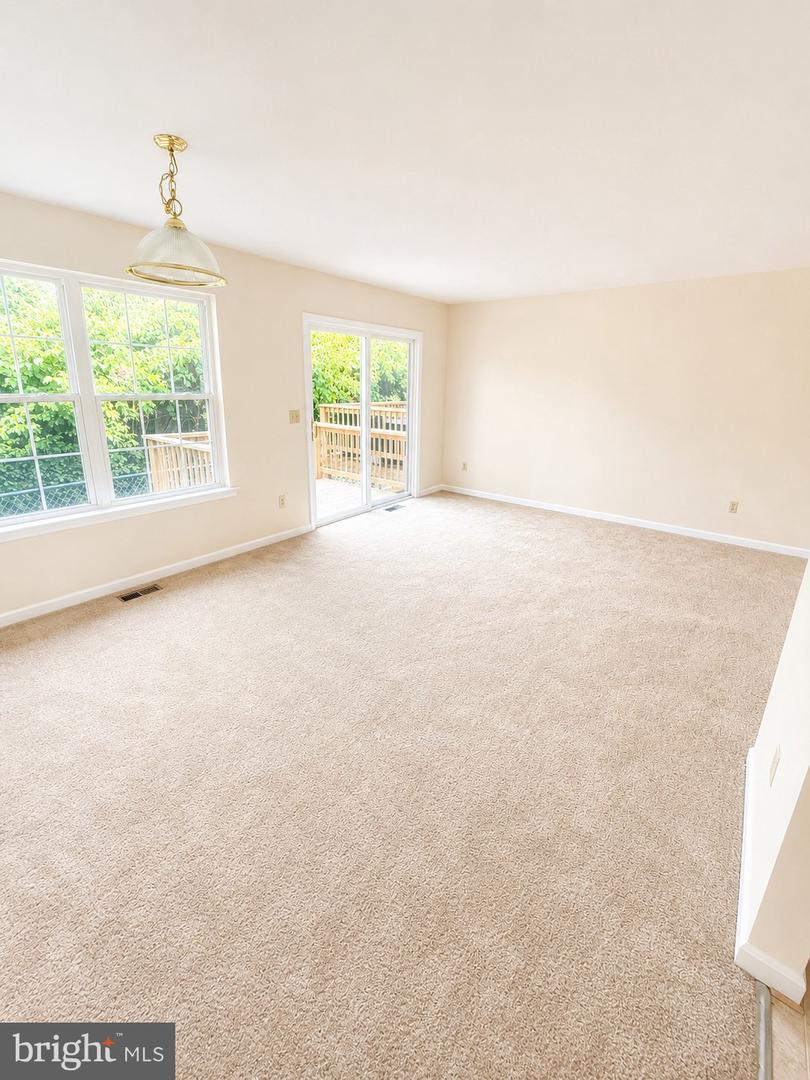 3637 Harbor Rd Property Photo 5