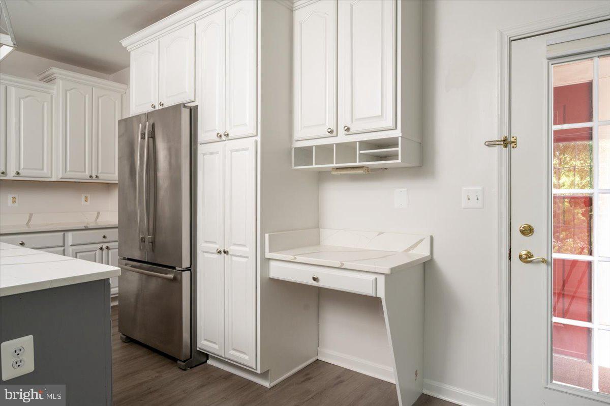921 Spinnaker Way #921 Property Photo 3