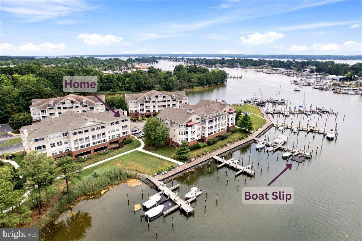 534 Oyster Bay Pl #401 Property Photo 1