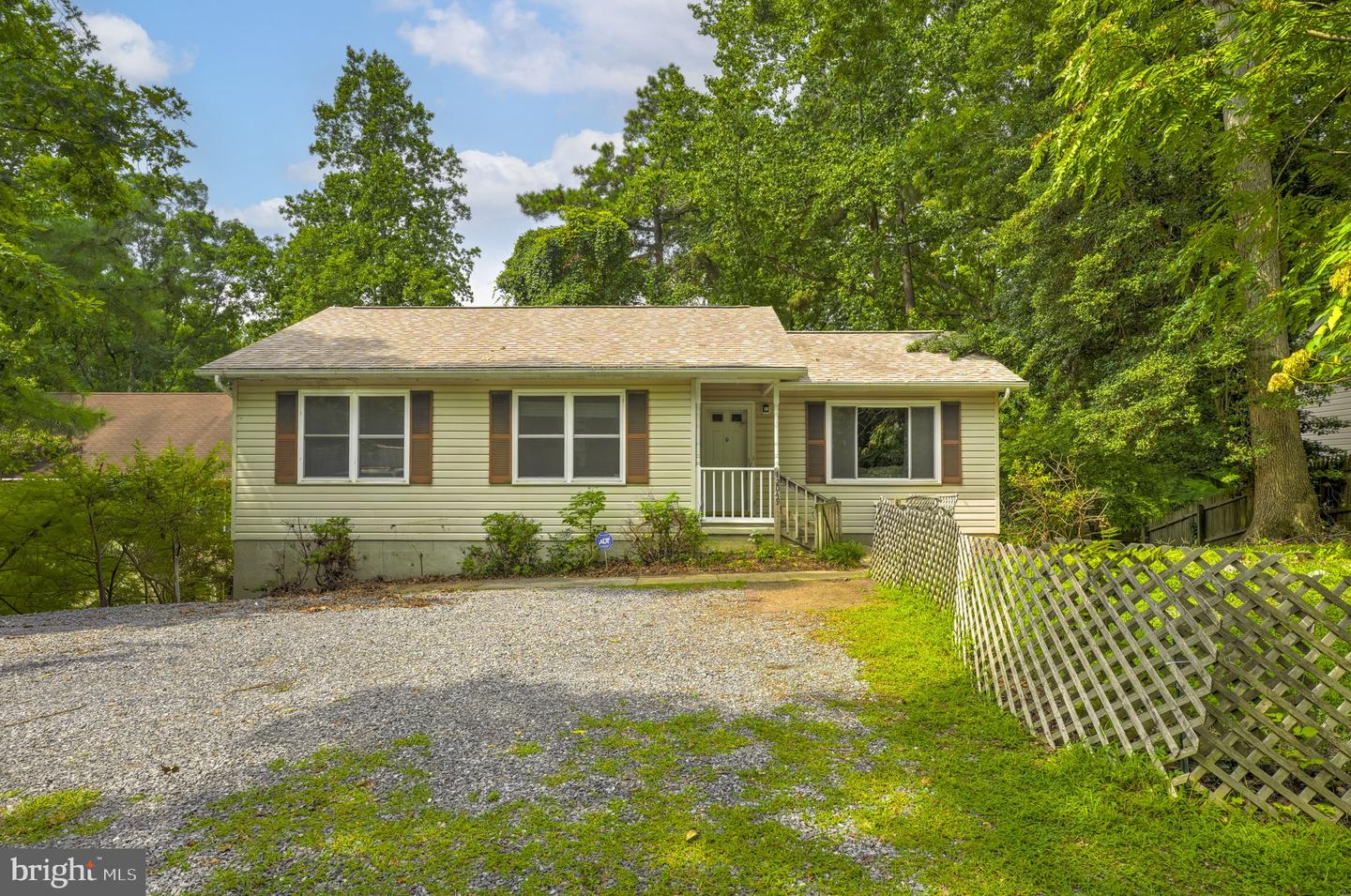 12049 DUSTY HOOF RD Property Photo 1