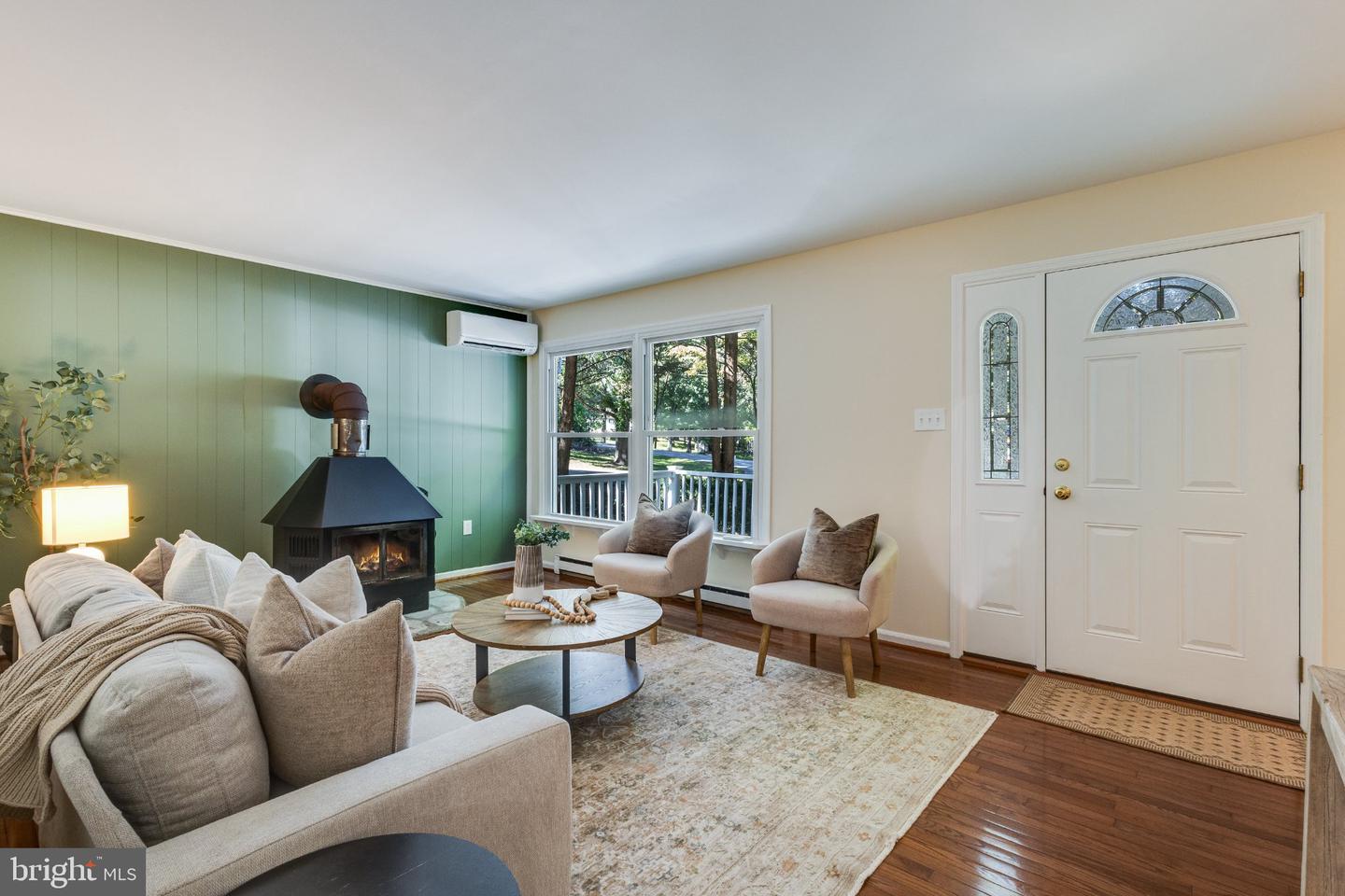 1341 Calvert Beach Rd Property Photo 6
