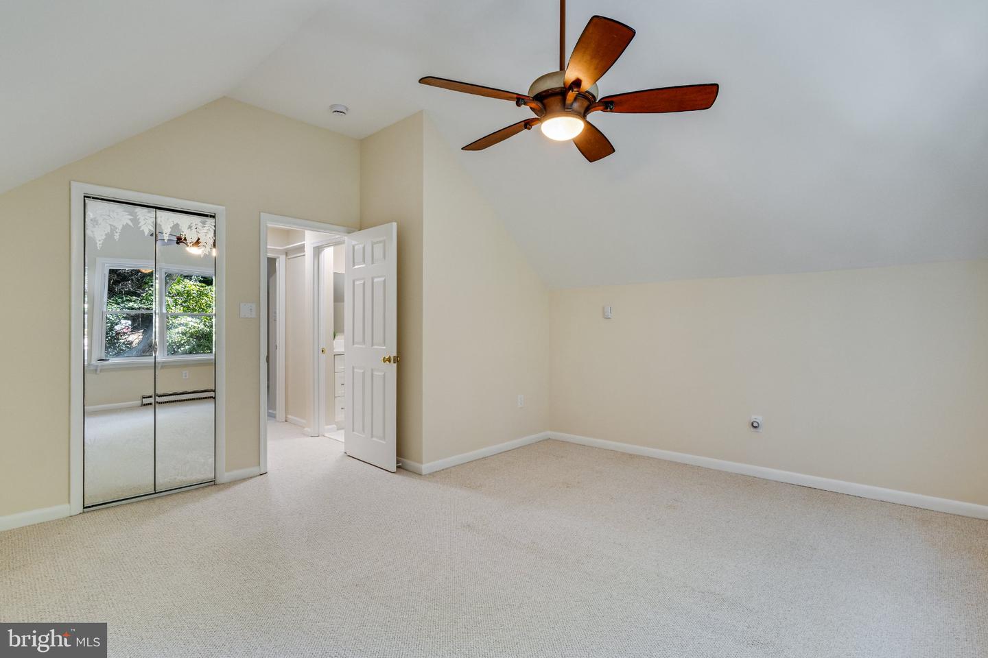 1341 Calvert Beach Rd Property Photo 27
