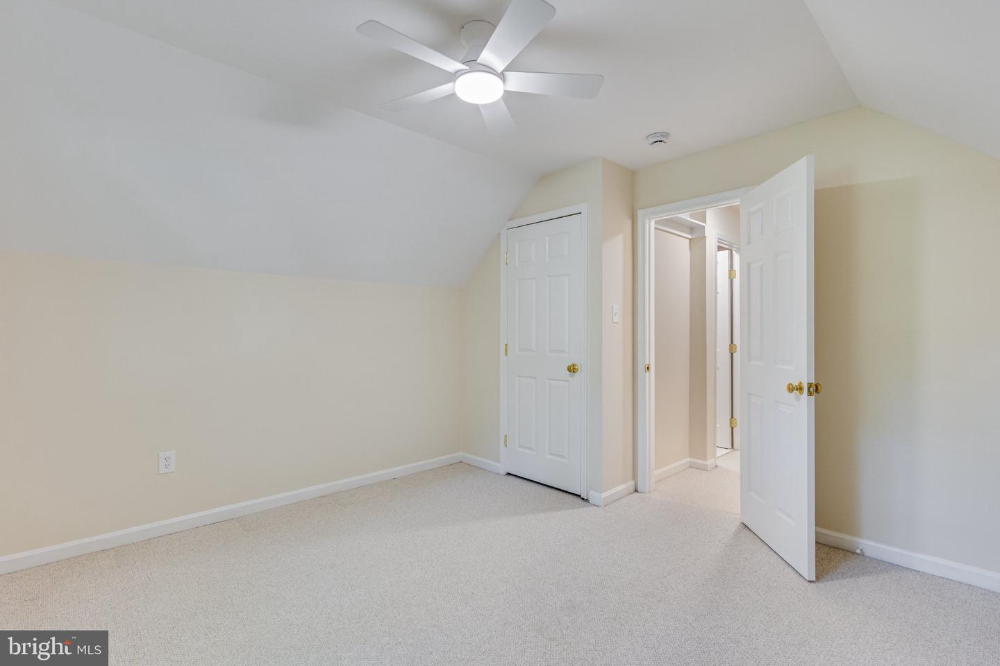 1341 Calvert Beach Rd Property Photo 32