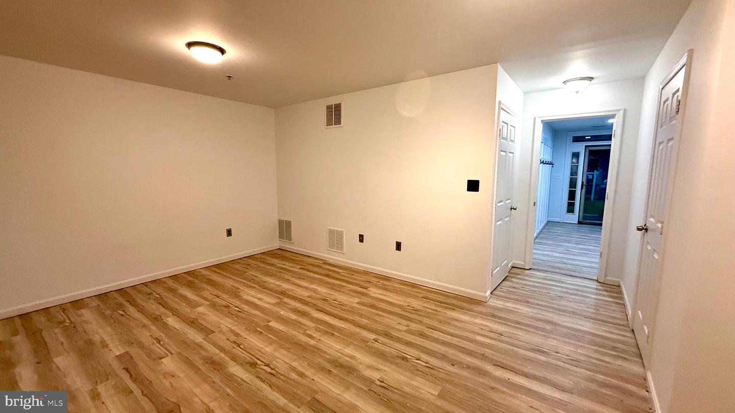 394 Cambridge Pl Property Photo 13