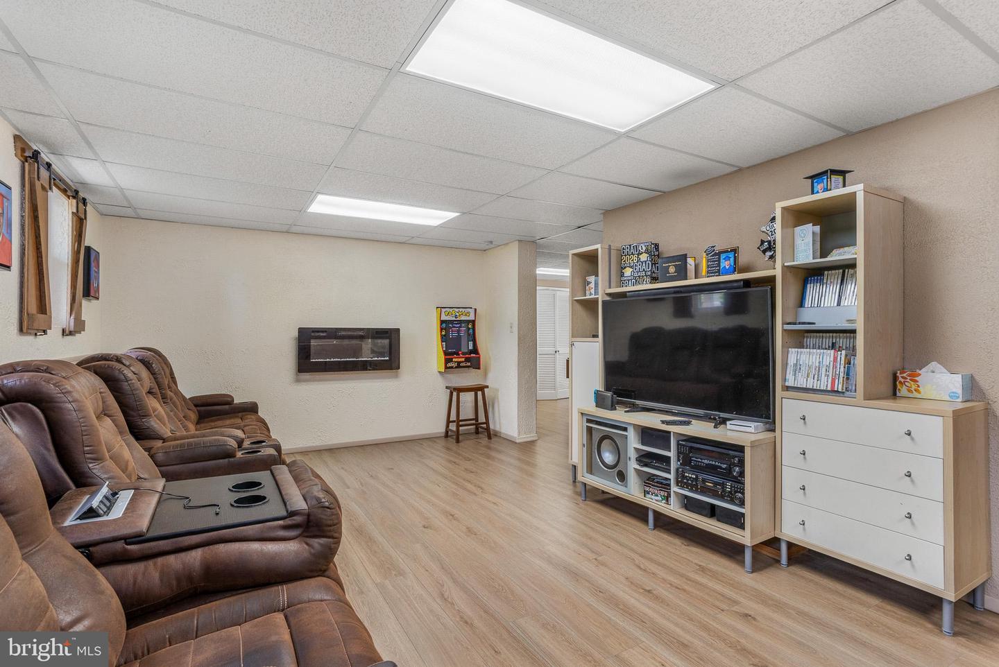 3131 Ashwood Dr Property Photo 26