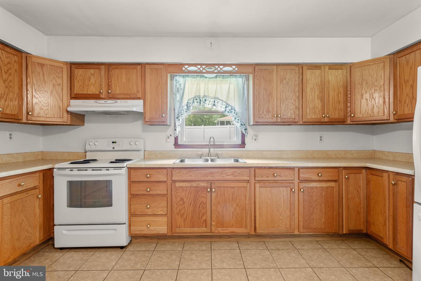 3401 King Dr Property Photo 3
