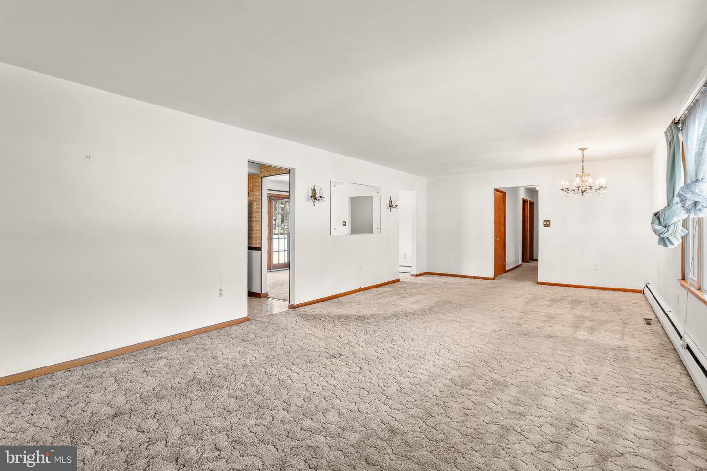 3401 King Dr Property Photo 6