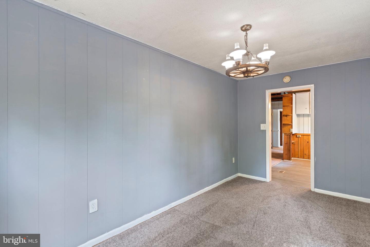 1026 Golden West Way Property Photo 7