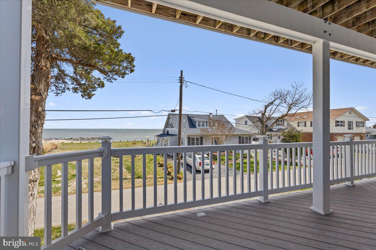 2818 Beach Dr Property Photo 28
