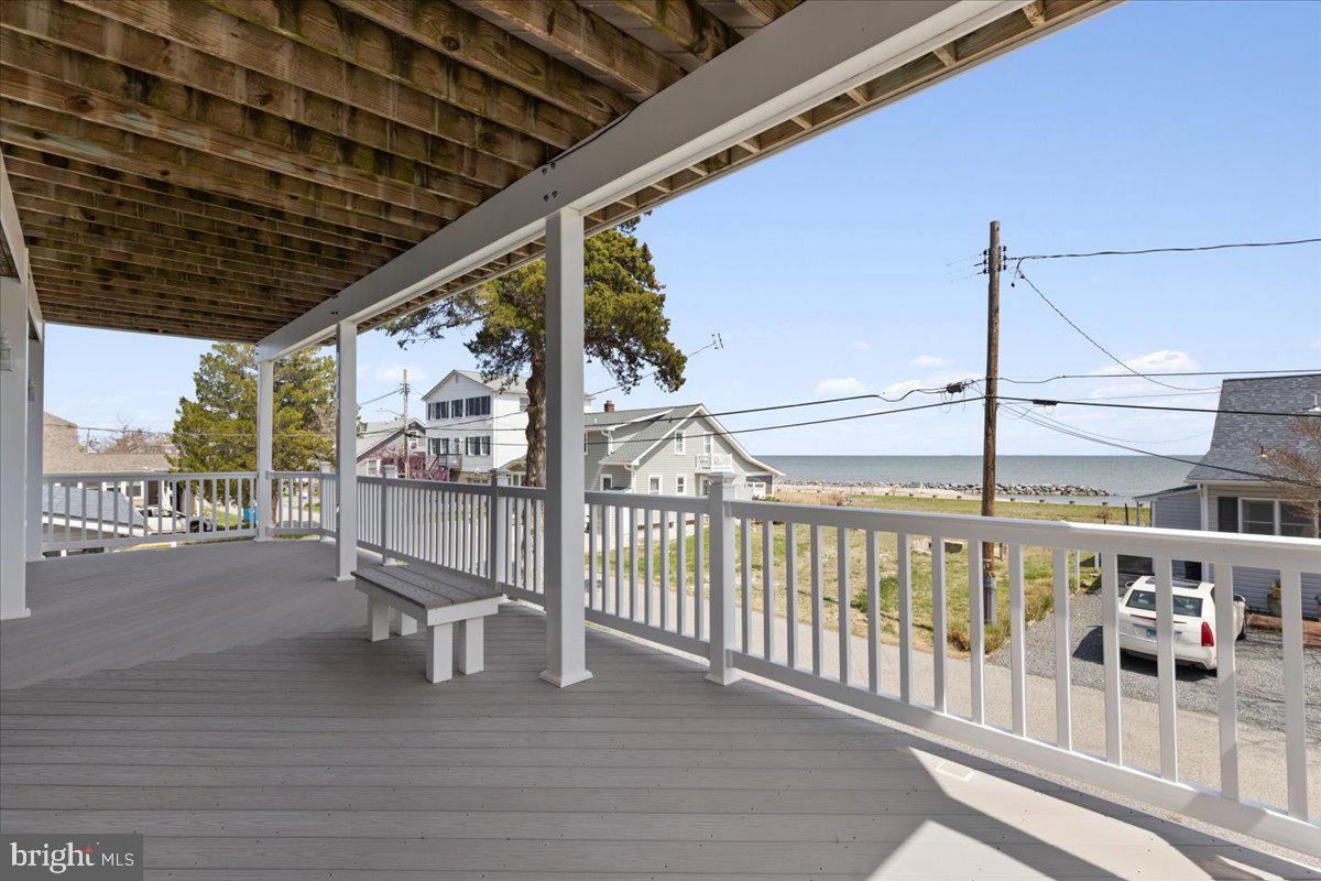 2818 Beach Dr Property Photo 29