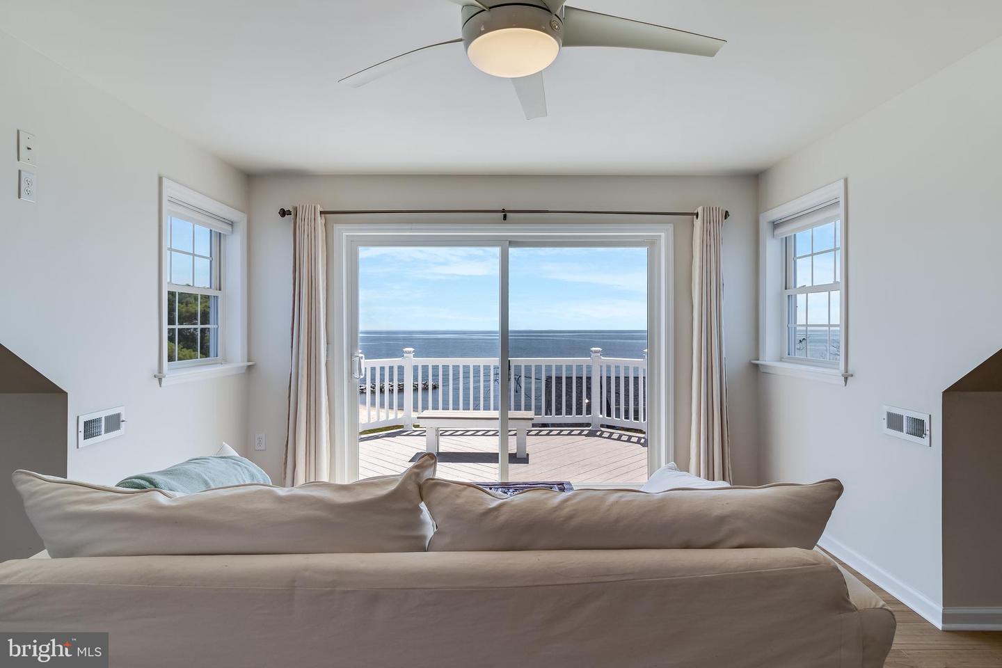 2818 Beach Dr Property Photo 44