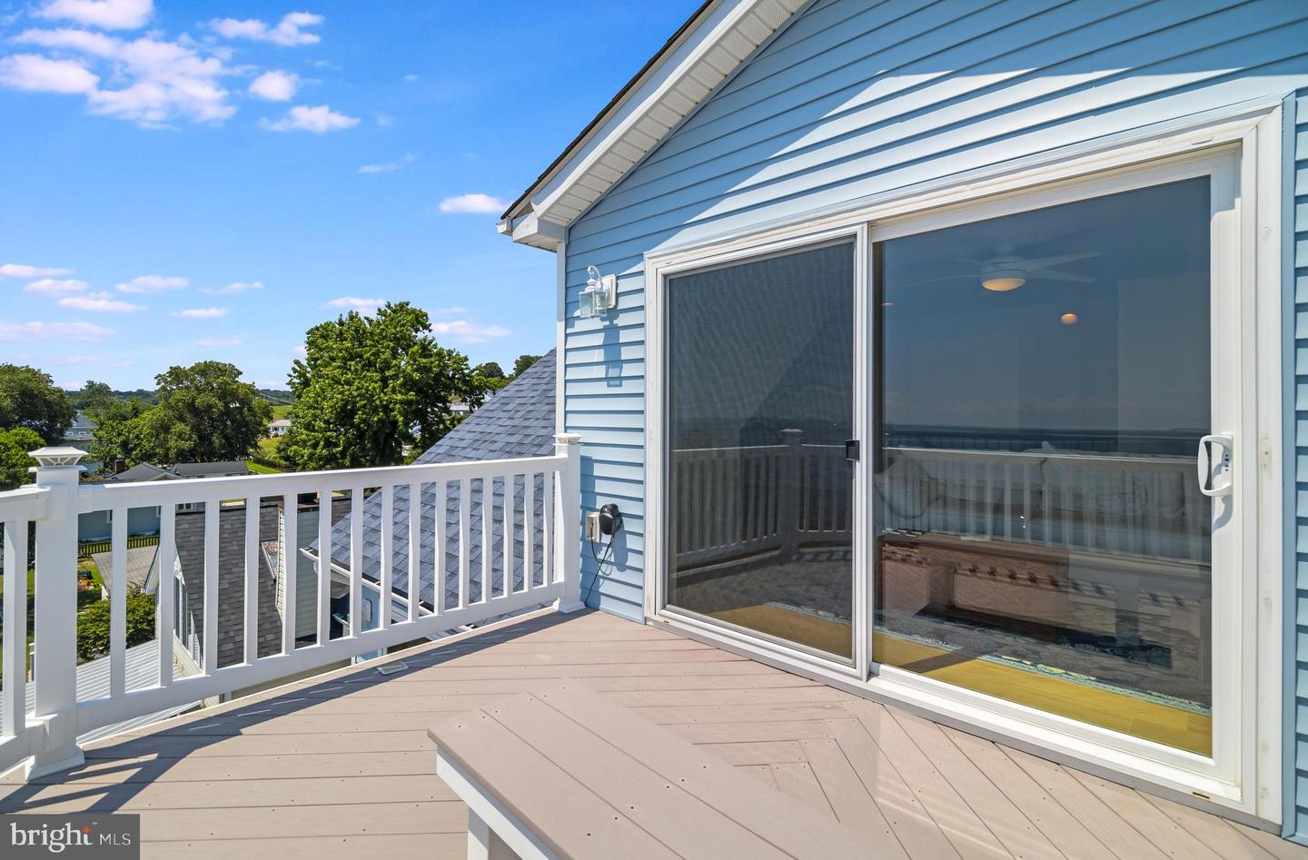 2818 Beach Dr Property Photo 50