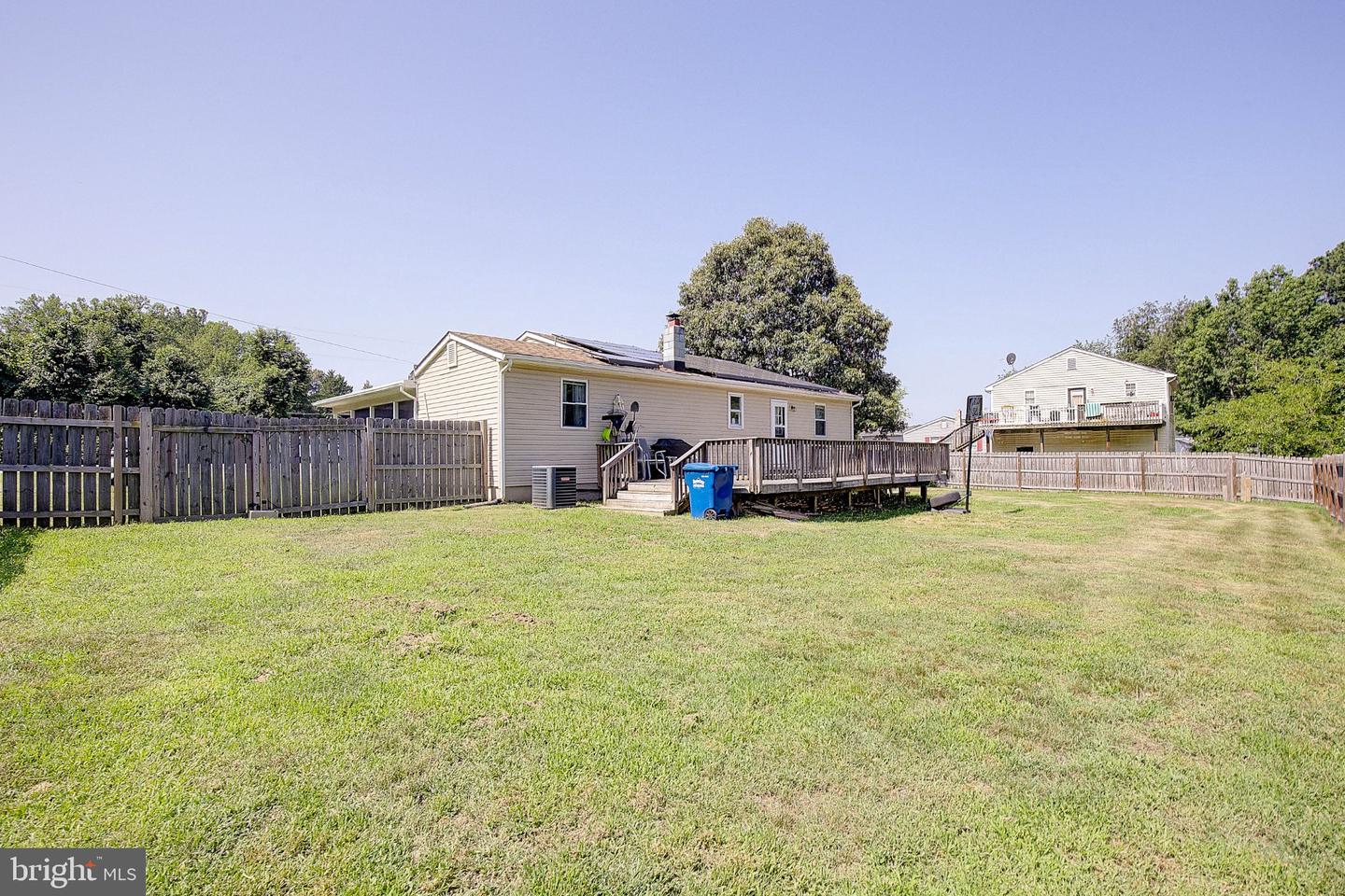 165 Central Dr Property Photo 25