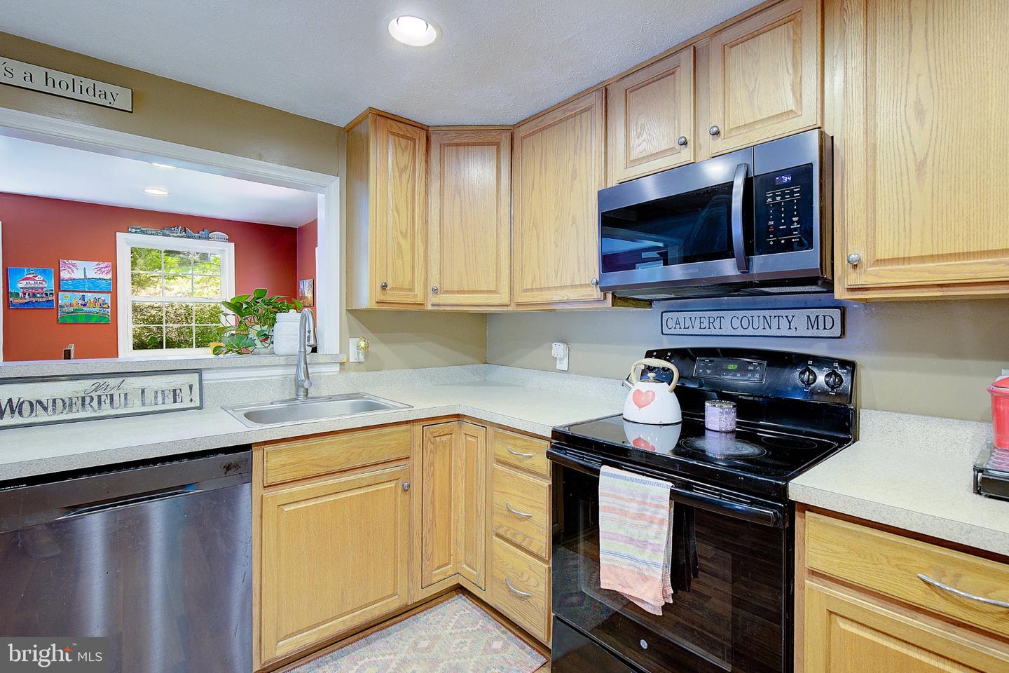 514 Meadow Property Photo 9