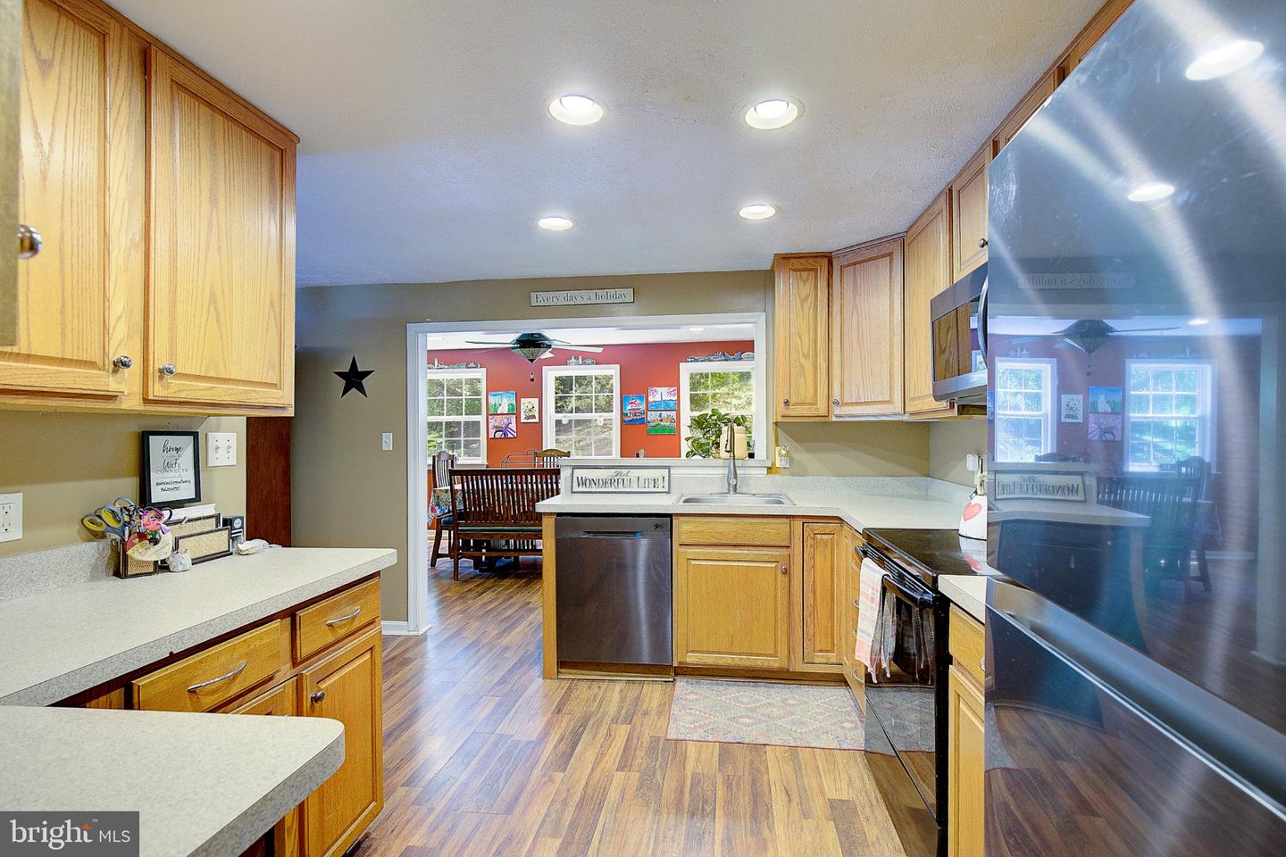 514 Meadow Property Photo 12