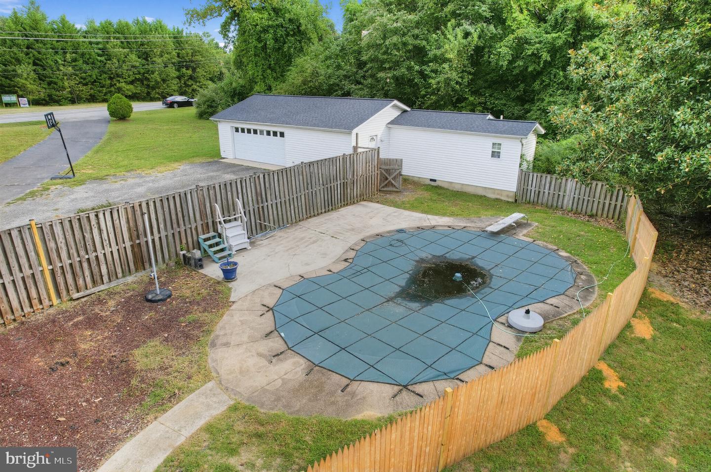 9430 Solomons Island Rd Property Photo 34