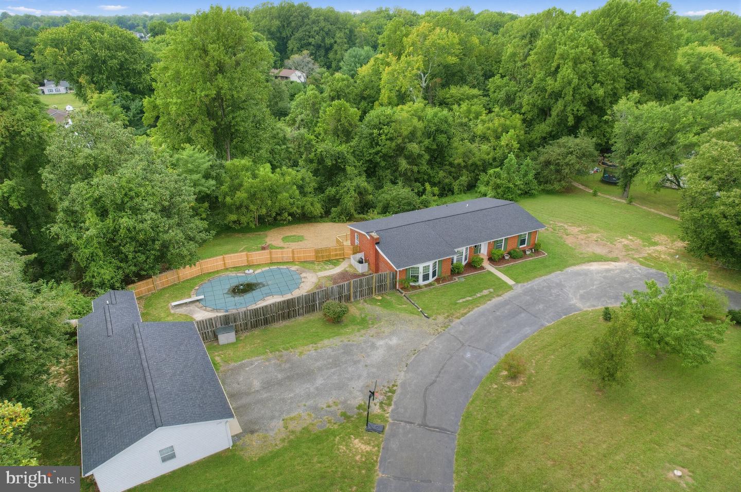 9430 Solomons Island Rd Property Photo 36