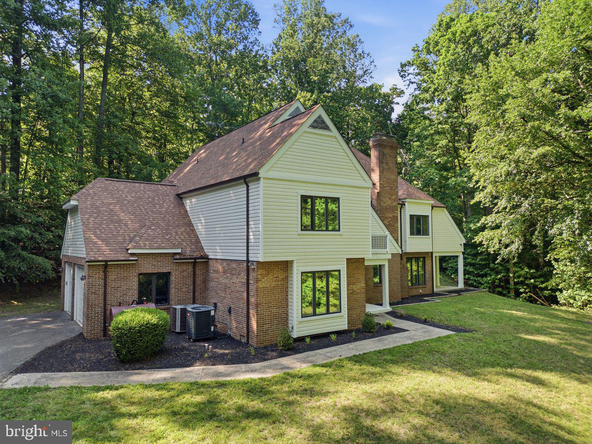 4200 Henry Ct Property Photo 1