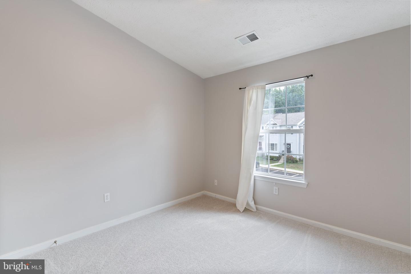 8212 Silverton Ct Property Photo 26