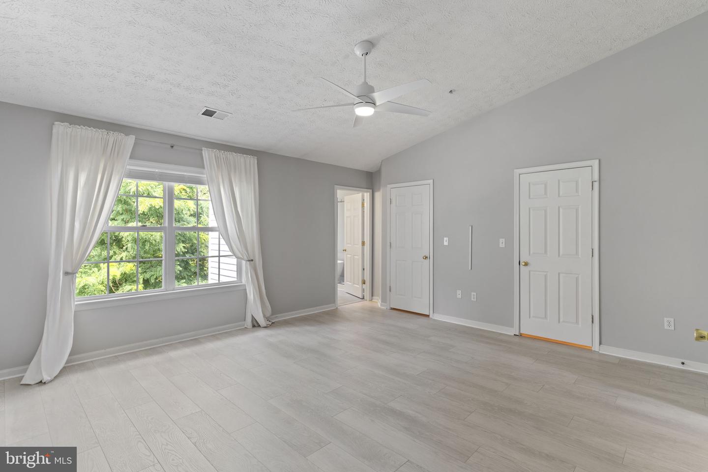 8212 Silverton Ct Property Photo 31