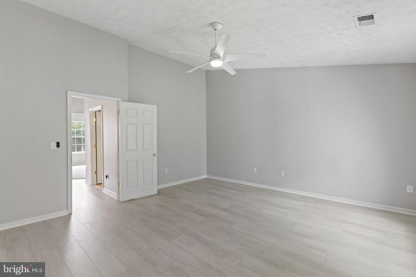 8212 Silverton Ct Property Photo 32