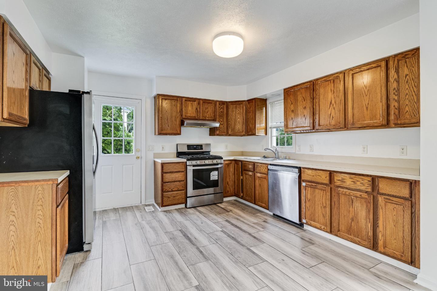 4525 Terri Ln Property Photo 10