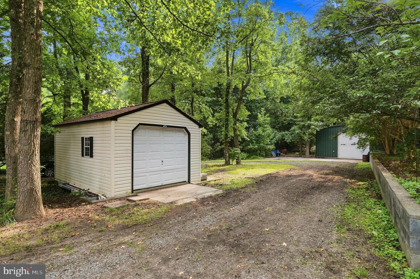 7910 Mount Harmony Ln Property Photo 6