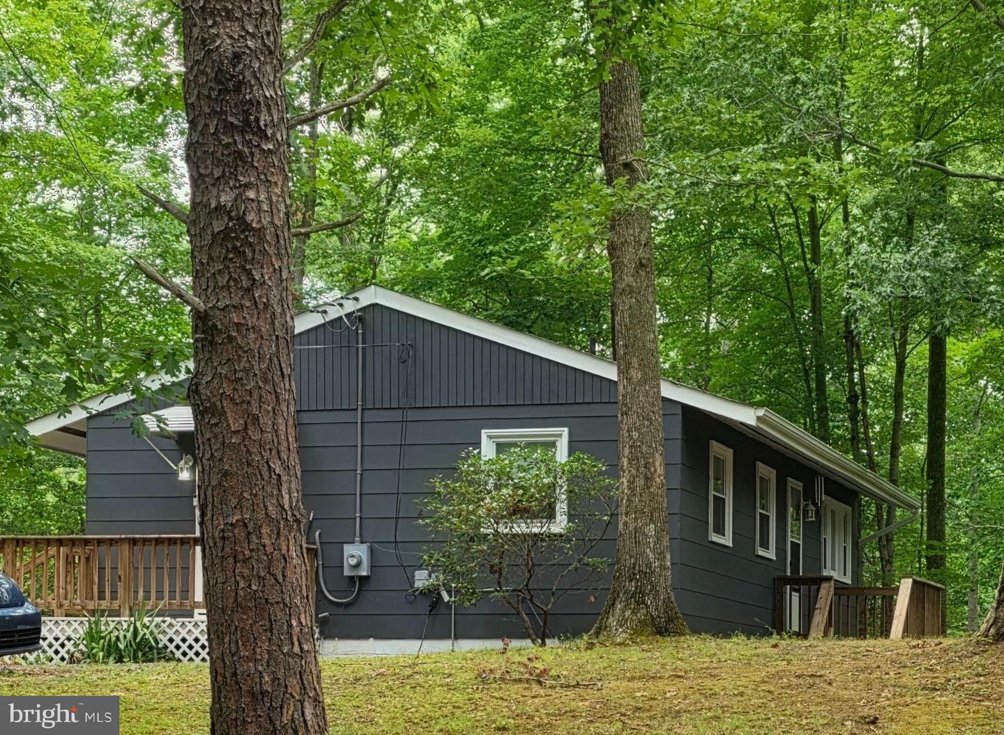 12414 Ridge Rd Property Photo 1