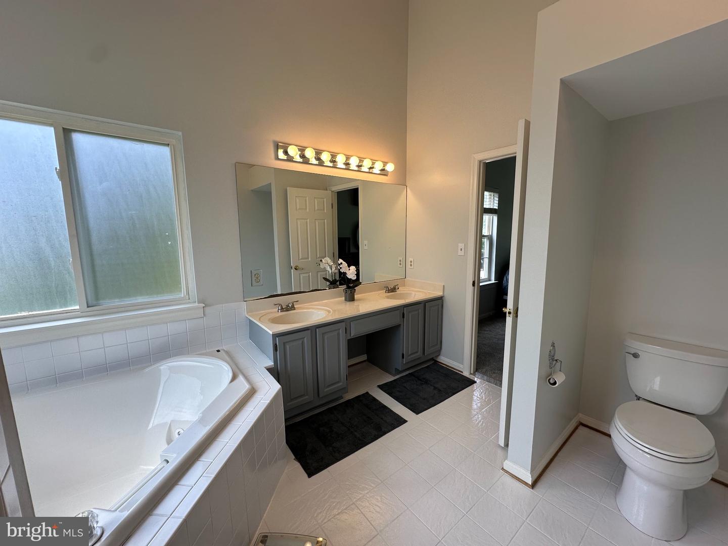 3625 Redhaven Ln Property Photo 18