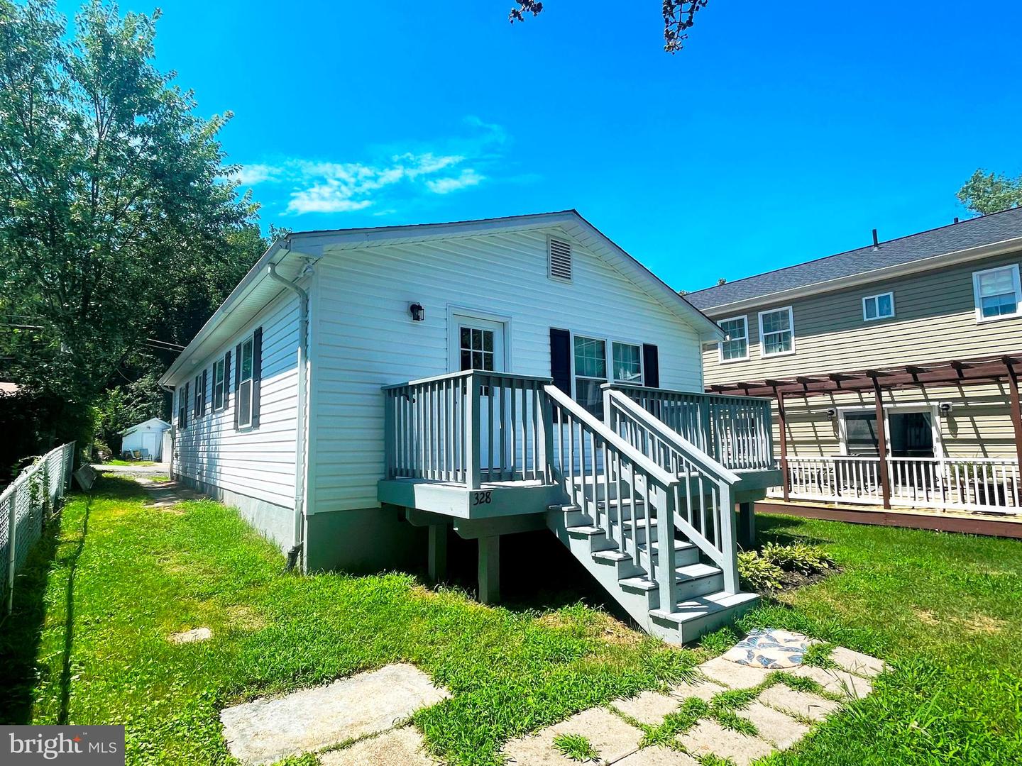238 Macrae Ave Property Photo 1