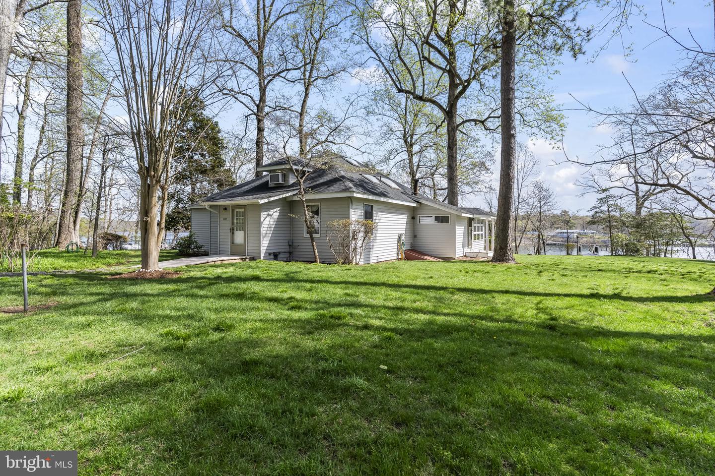 2237 Garrity Rd Property Photo 15