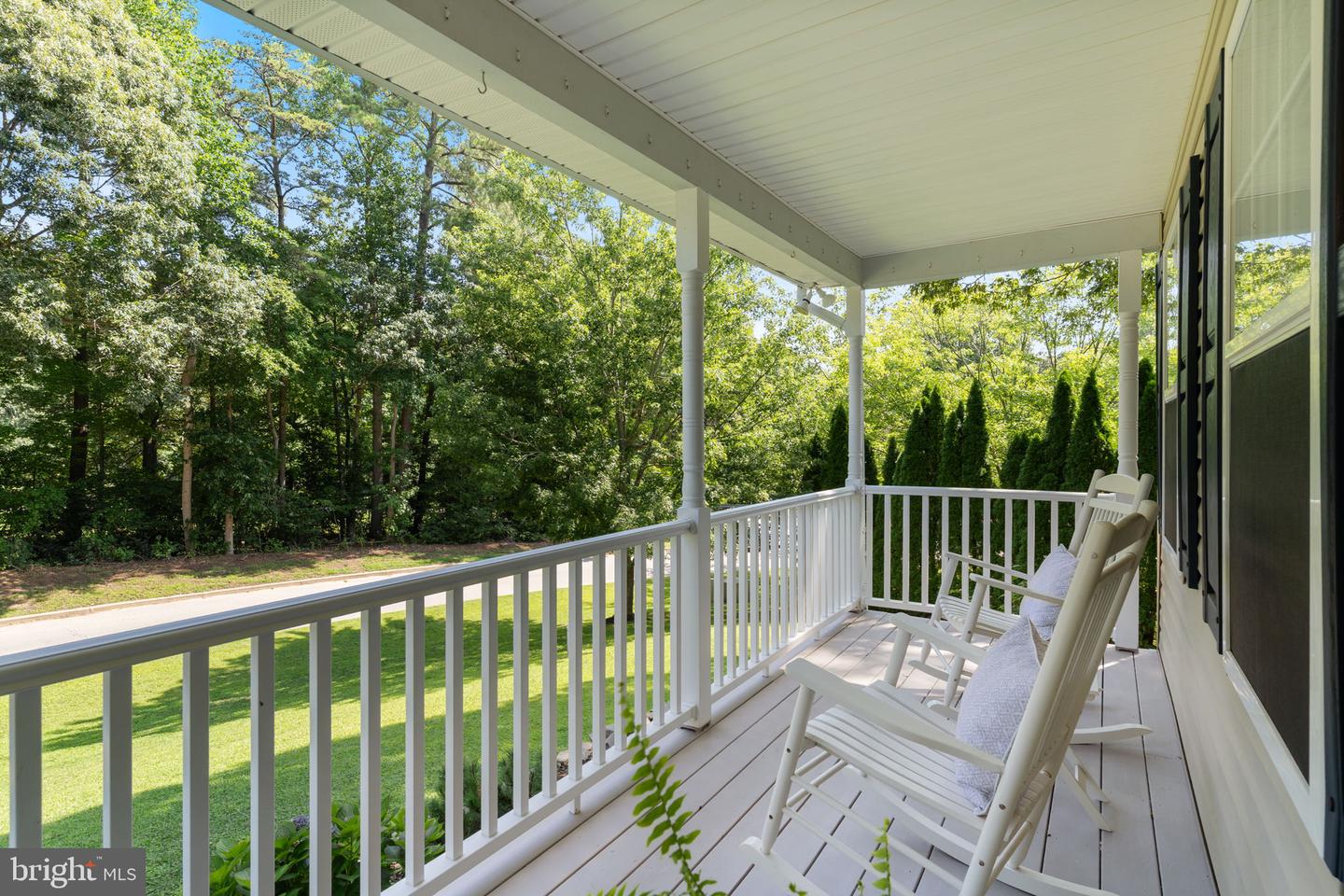 1054 Kings Creek Property Photo 4