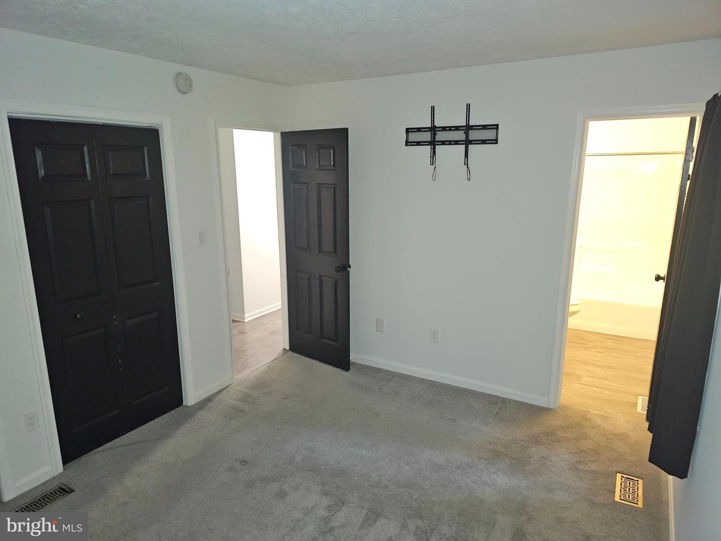 730 Ox Bow Ln Property Photo 16