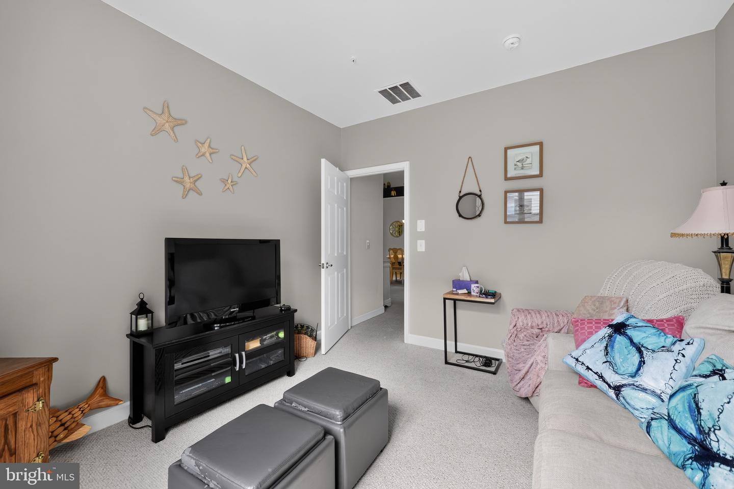 1036 Leeward Way #1036 Property Photo 25