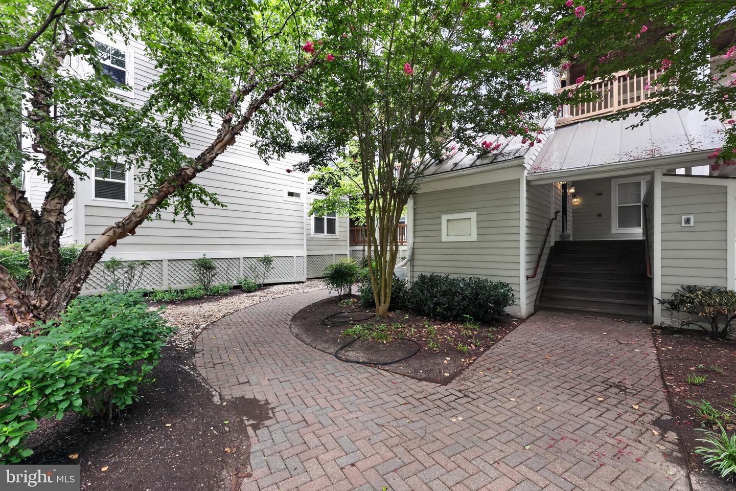 1036 Leeward Way #1036 Property Photo 37