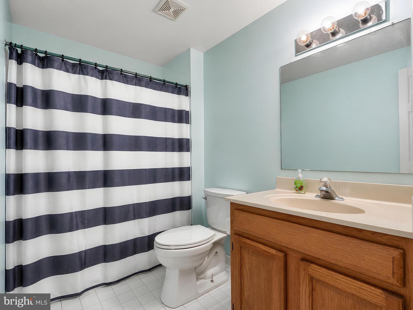 8433 Sailboat Ln Property Photo 27