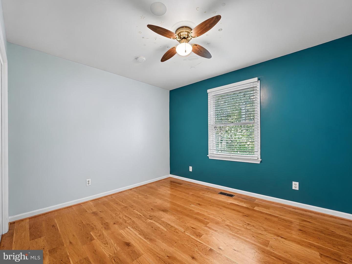 8433 Sailboat Ln Property Photo 30