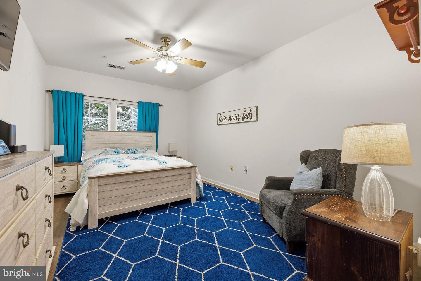 302 Driftwood Ln #302 Property Photo 12