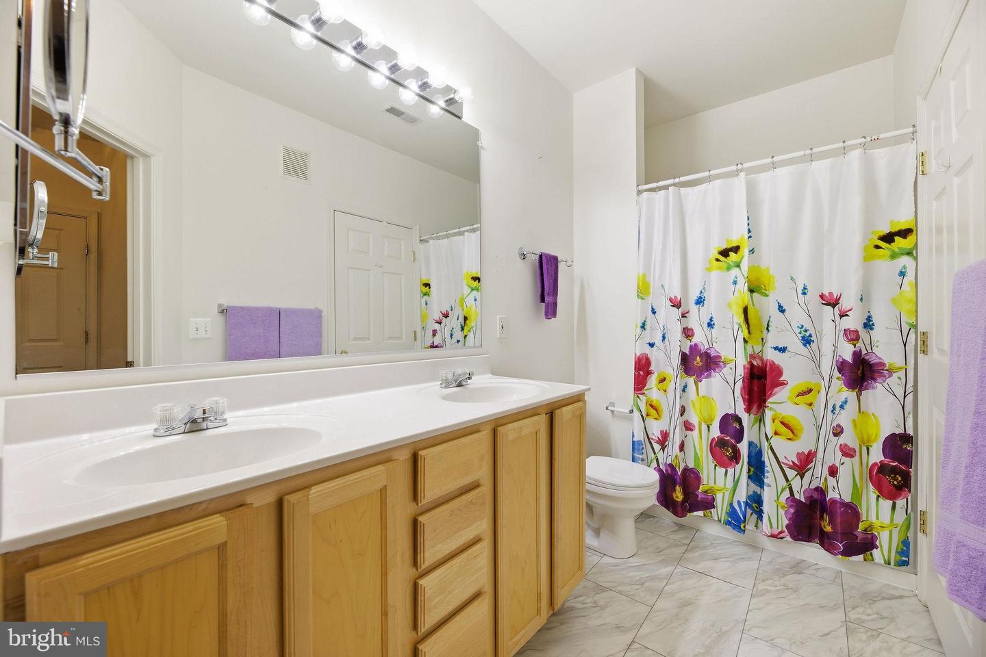 302 Driftwood Ln #302 Property Photo 14