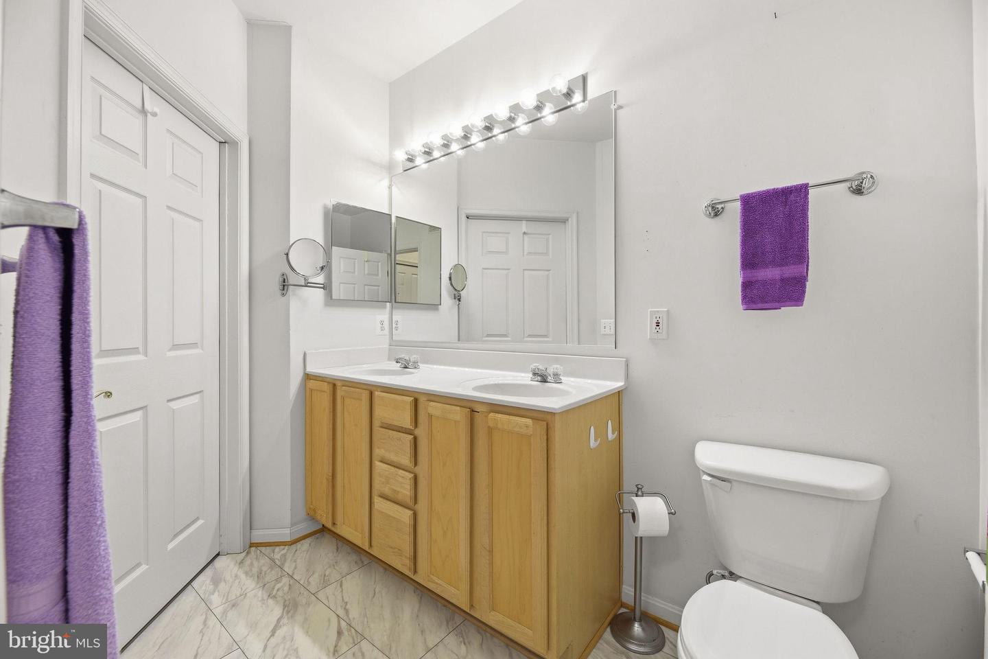 302 Driftwood Ln #302 Property Photo 15
